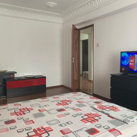 Center Apartment Galati  Exterior photo