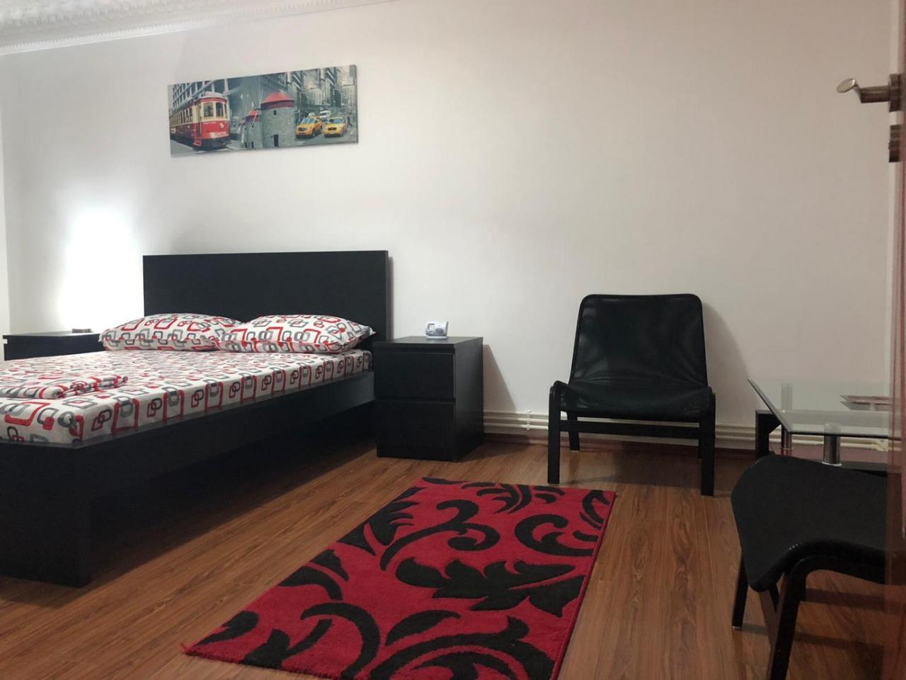 Center Apartment Galati  Exterior photo