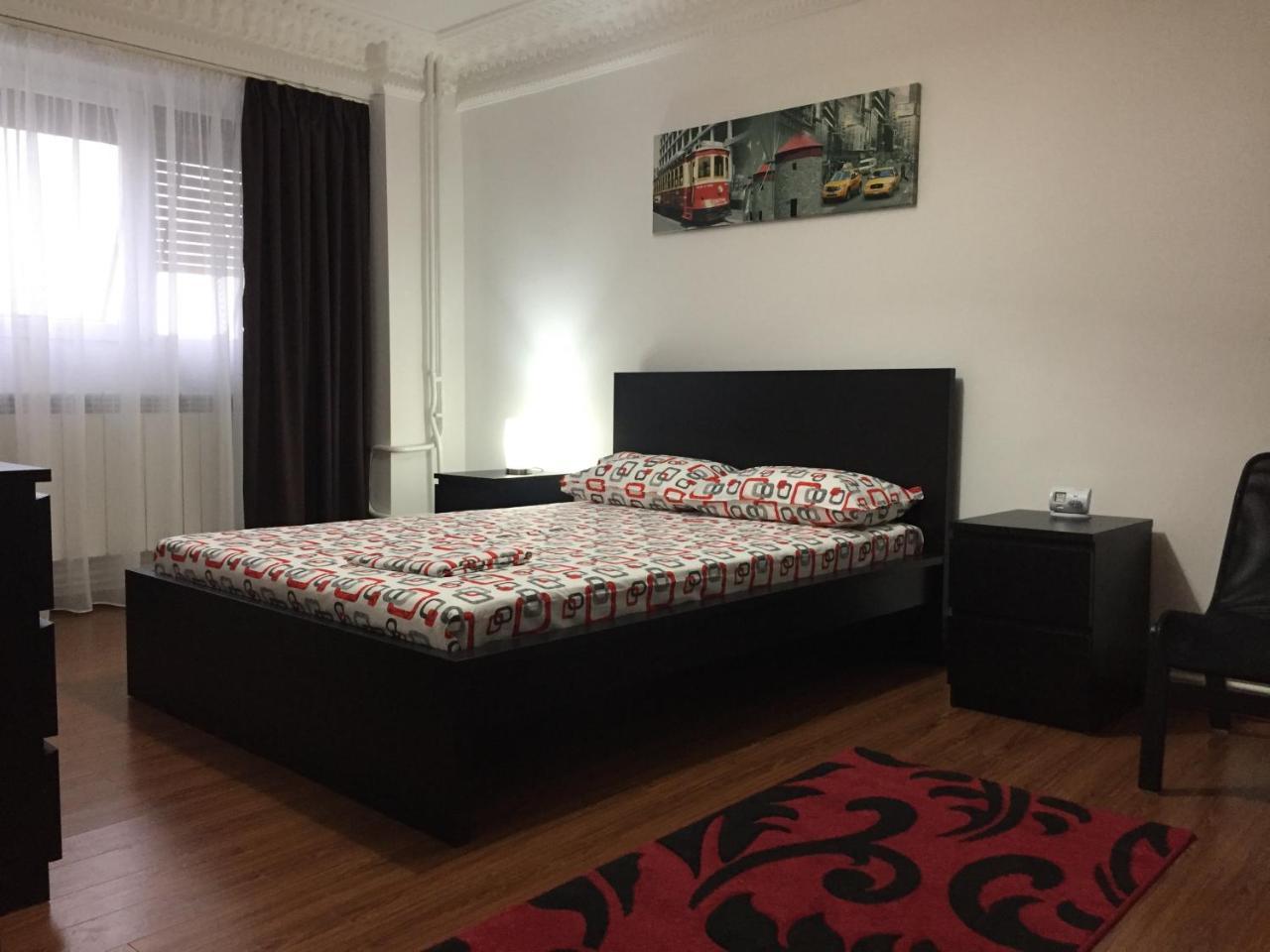 Center Apartment Galati  Exterior photo